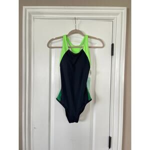 New Heautikini Ladies Swimsuit Size Small